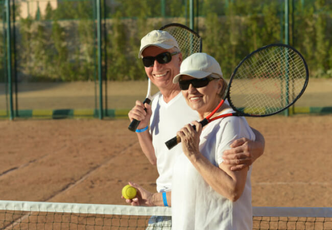 Treating and Preventing Throwing Injuries This Spring