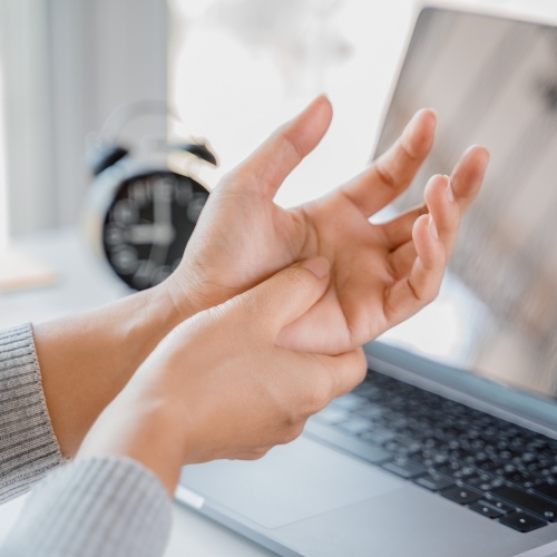 Elbow-Wrist-&-Hand-Pain-Relief-The-FItness-Lab-Highlands-Ranch-Parker-Denver-Greenwood-Village-CO