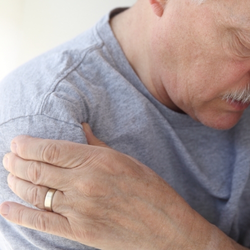 Shoulder-Pain-Relief-The-FItness-Lab-Highlands-Ranch-Parker-Denver-Greenwood-Village-CO